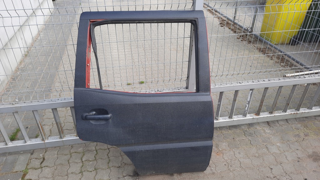 фото №1, Двері задня задні праве nissan terrano ii 94r
