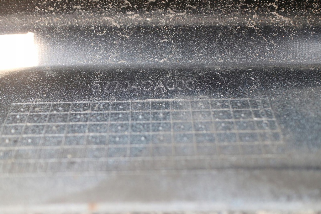 фото №15, Бампер перед передний решётка pod омыватель toyota gt86 2013- 57704ca000