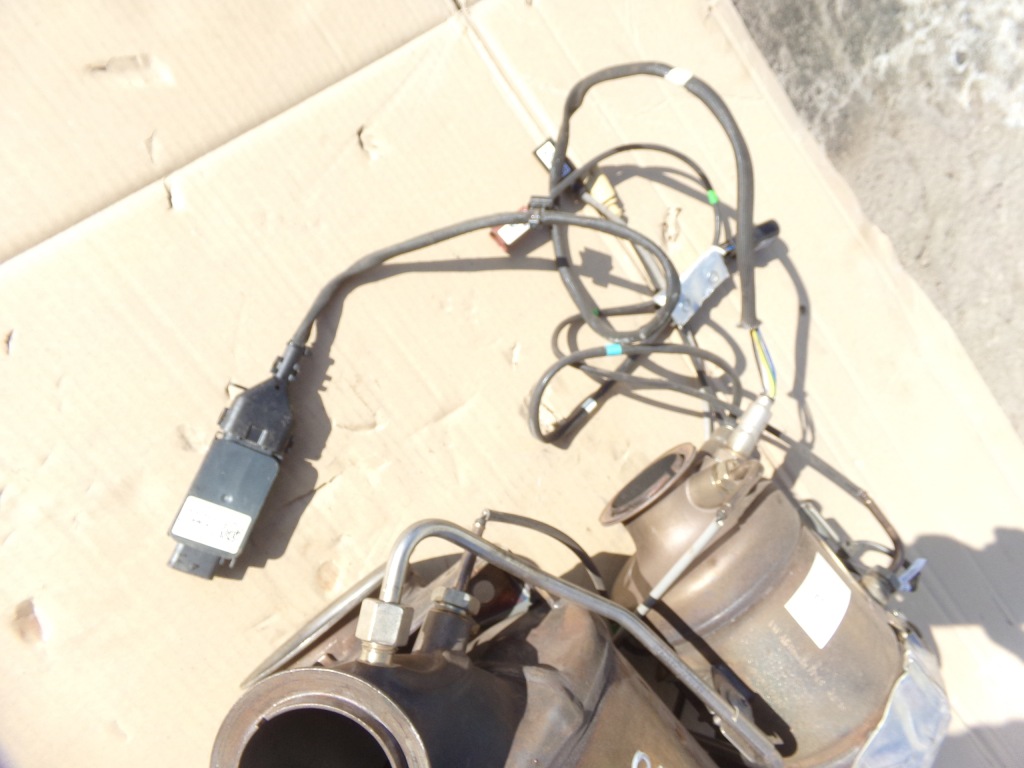 Dpf touran 3 фільтр часток твердих niski пробіг 04l131671j 04l131765cd в Україні