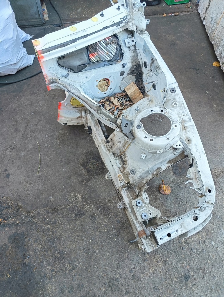 фото №6, Bmw f30 330e підкрилок лонжерон блок двигуна a лівий перед a300 чверть гібрид