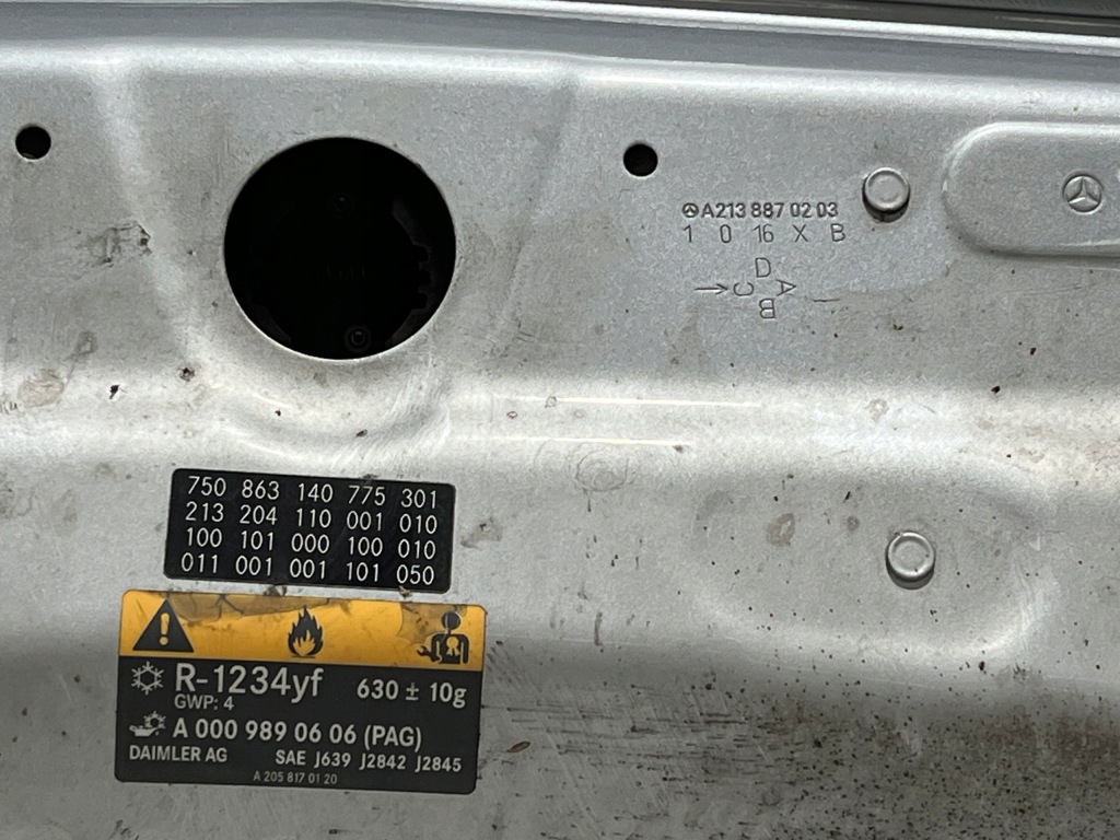 Капот mercedes e klasa a213 гарний стан Оригінал