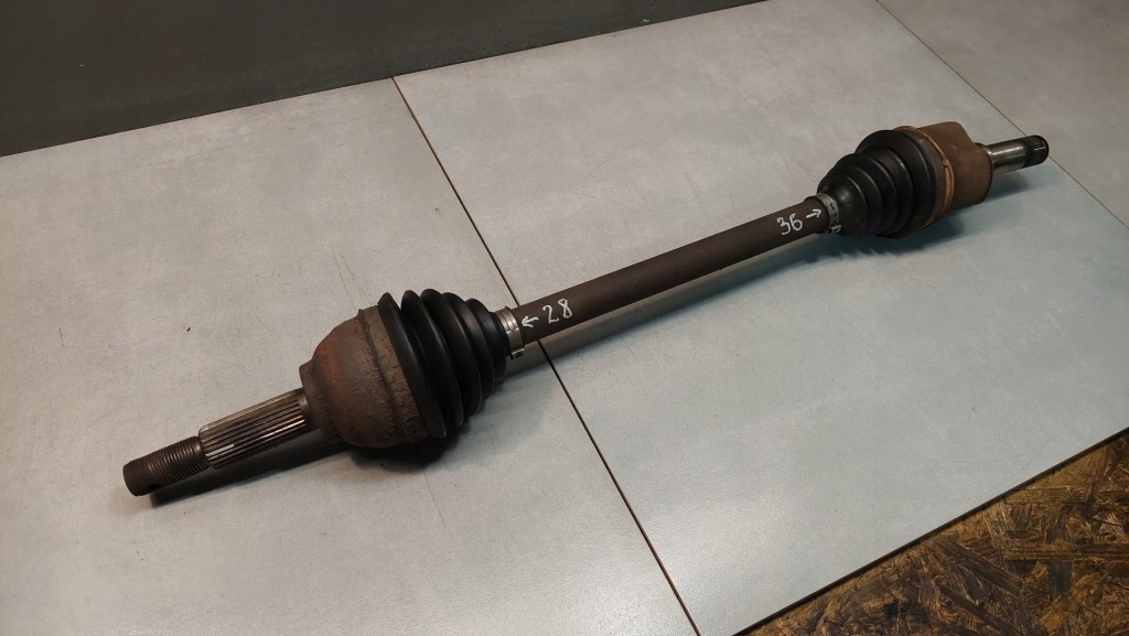 Привідний вал ліва короткий transit mk6 2.0 tddi Зі Шроту