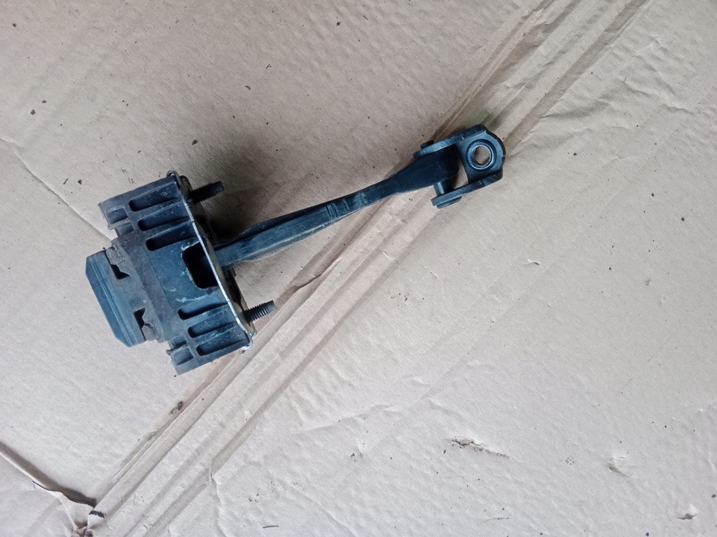 фото №1, Ограничитель дверь левый задняя peugeot 508 sedan