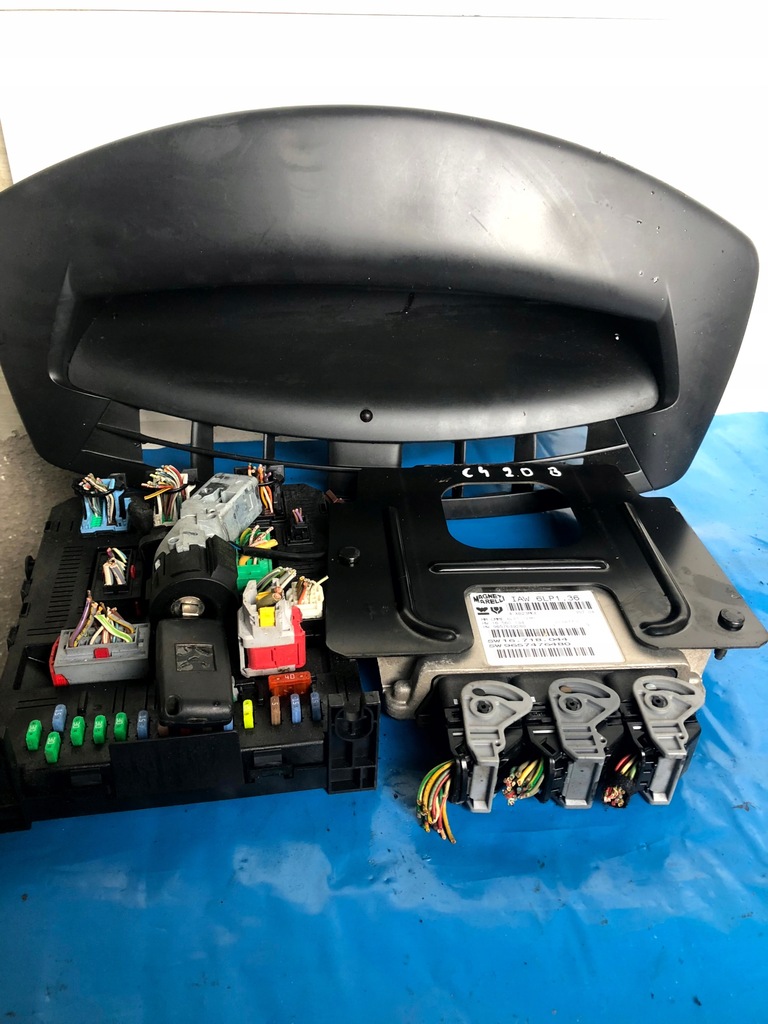 фото №1, Бортовой компьютер c4 peugeot 307 sw9657476480