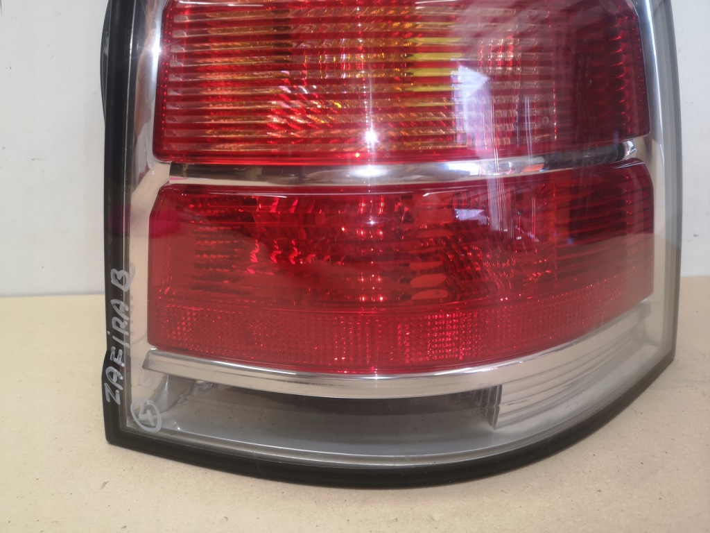 фото №8, Лампа правая задняя opel zafira b ii 05-08