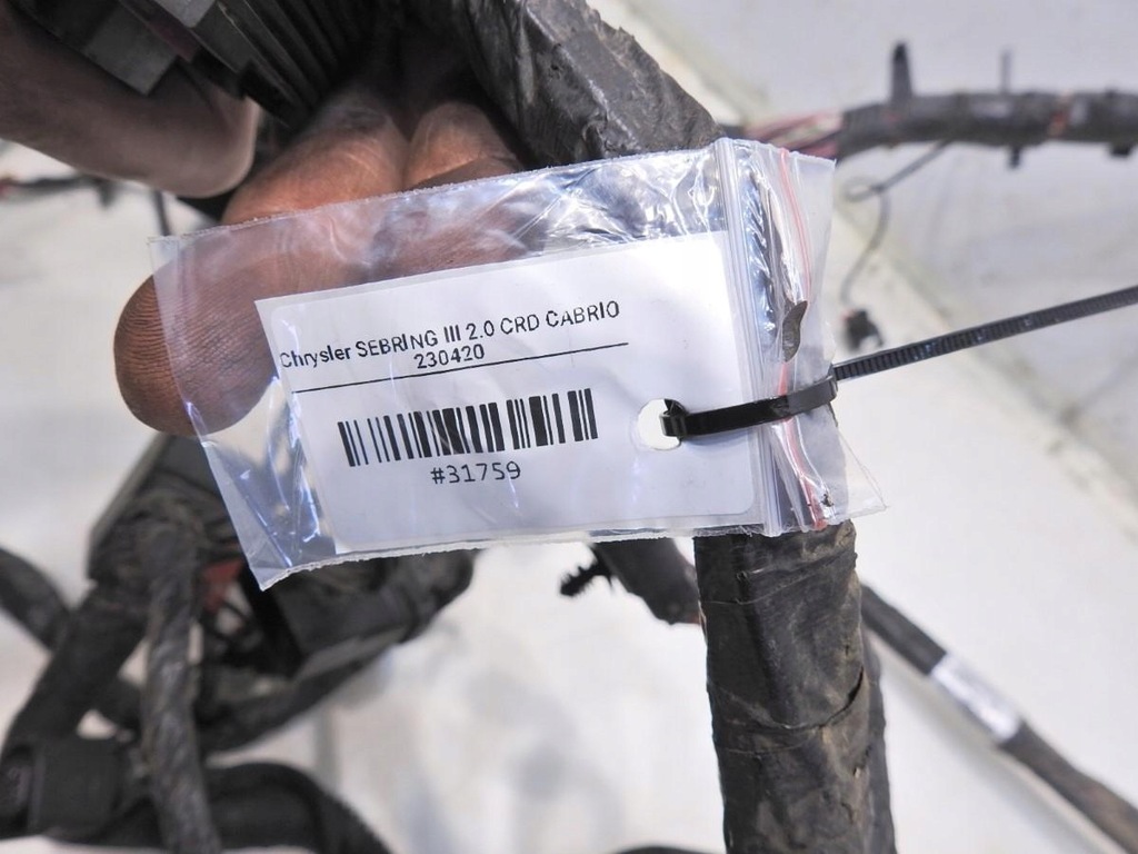 фото №8, Электропроводка отсек двигателя sebring iii 2.0 crd