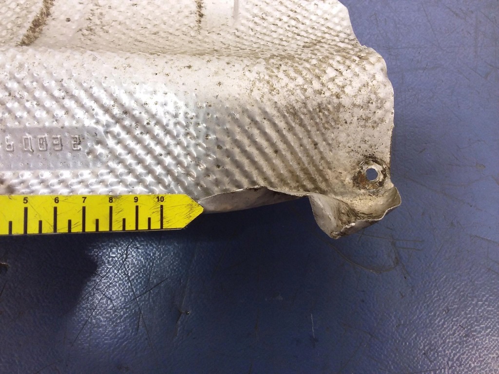 фото №4, Mercedes e w211 3.0 cdi защита тепловая выхлоп