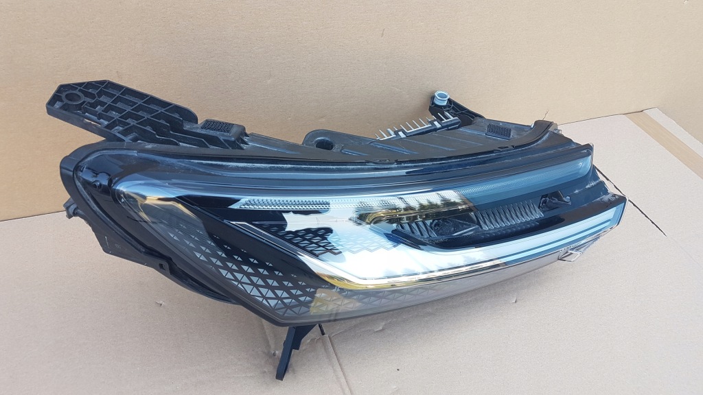 Лампа перед права mg marvel r ev full led 21- Недорого