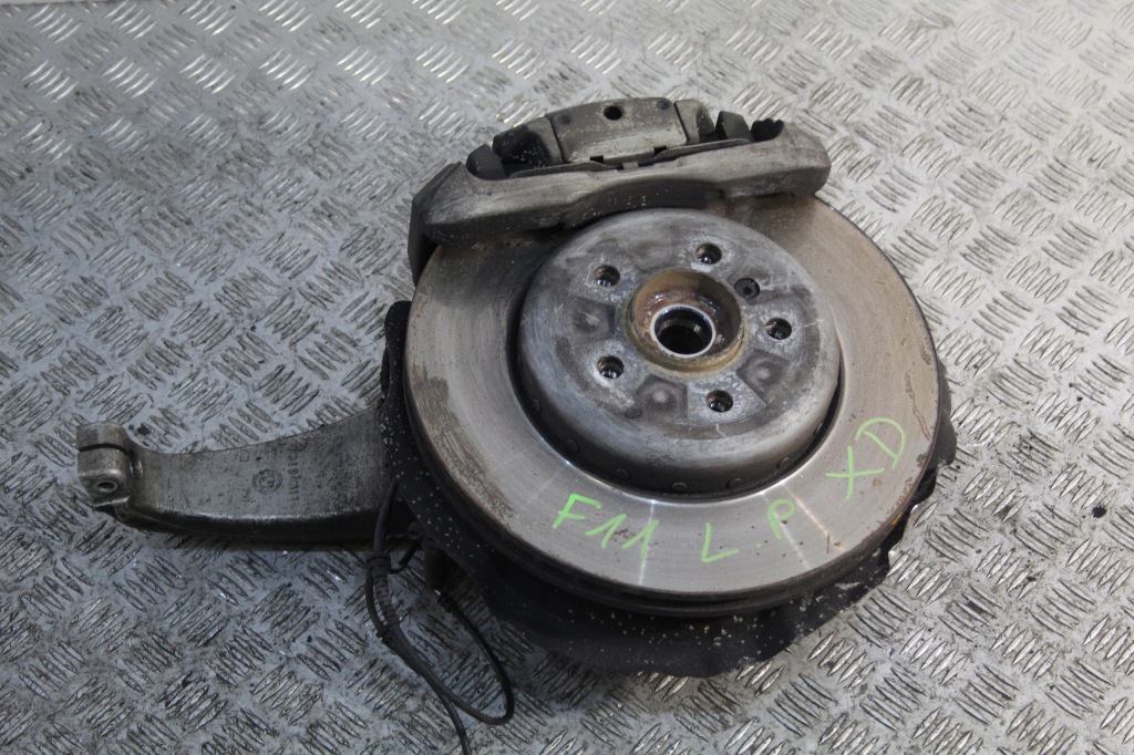 фото №1, Поворотний кулак лівий перед xd bmw 5 f10 f11