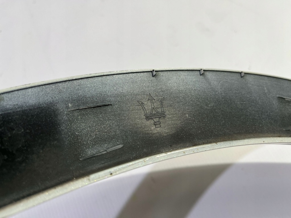 Молдинг накладка накладка крыла передний перед правая maserati levante 16- в Украине