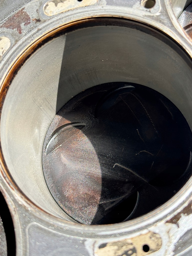 фото №13, Двигатель блок двигателя m62b44tu 4.4i vanos / 44 8s 2 / bmw e53 x5 e39 e38 do regener