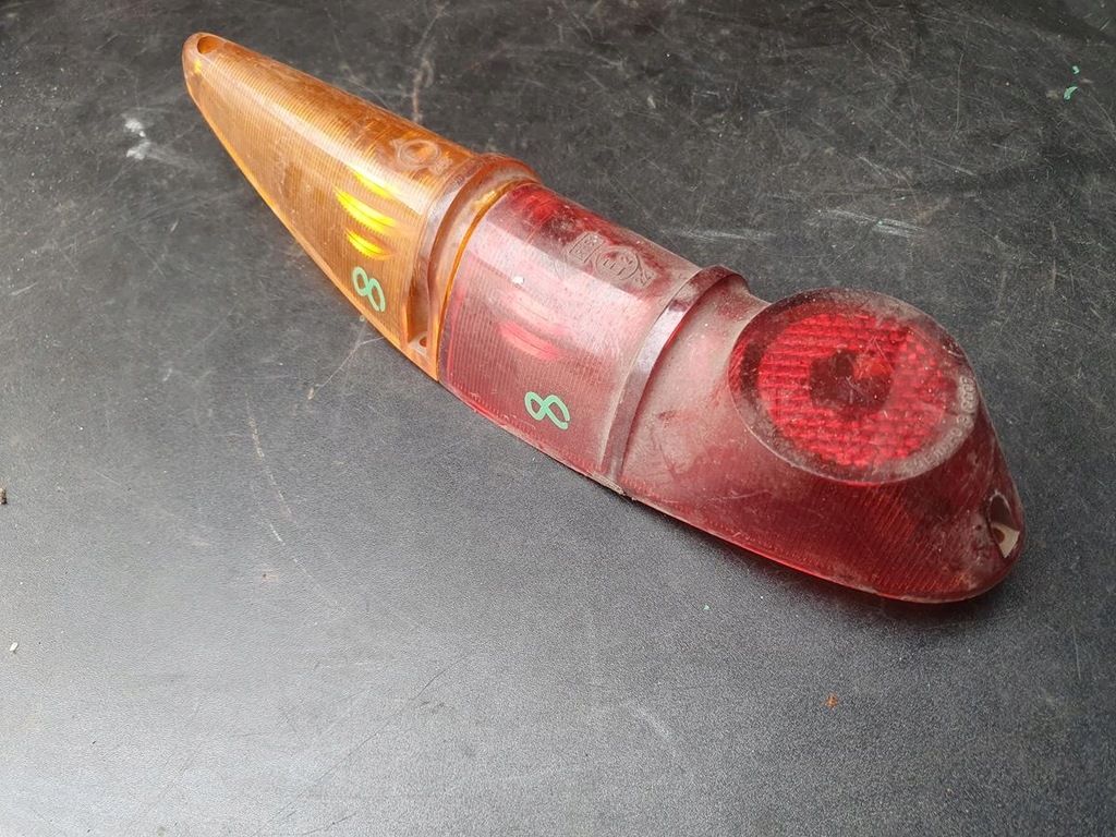 фото №1, Moskwicz стекло фары лампы задняя лампа оригинал акция