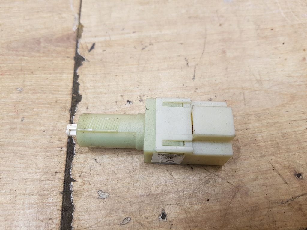 фото №1, Датчик стоп педали тормоза opel antara