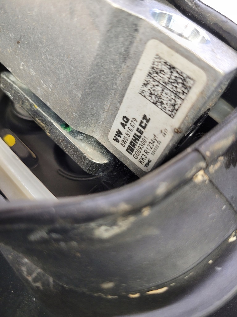 фото №5, Випарник конденсатор кондиціонера радіатор audi a4 b9 a5 8w hh017001