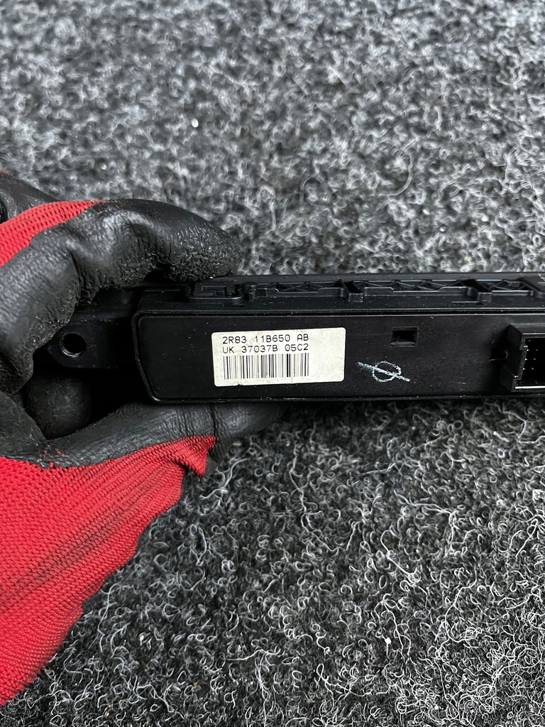 фото №8, Перемикач світла аварійних jaguar s-type 2r8311b650ab