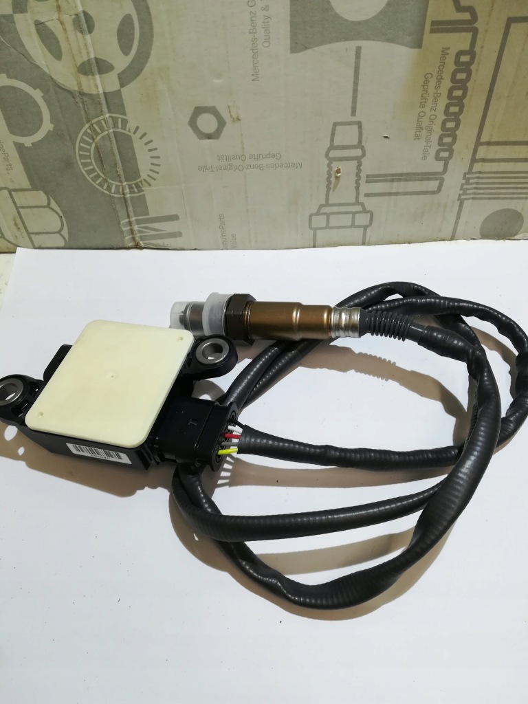 Купити Датчик лямбда-зонд nox mercedes a0009053304