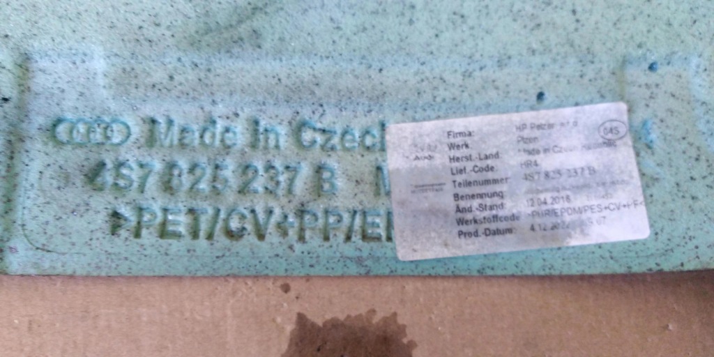 фото №3, Audi r8 4s шумоизоляция мат стенки 4s7825237b