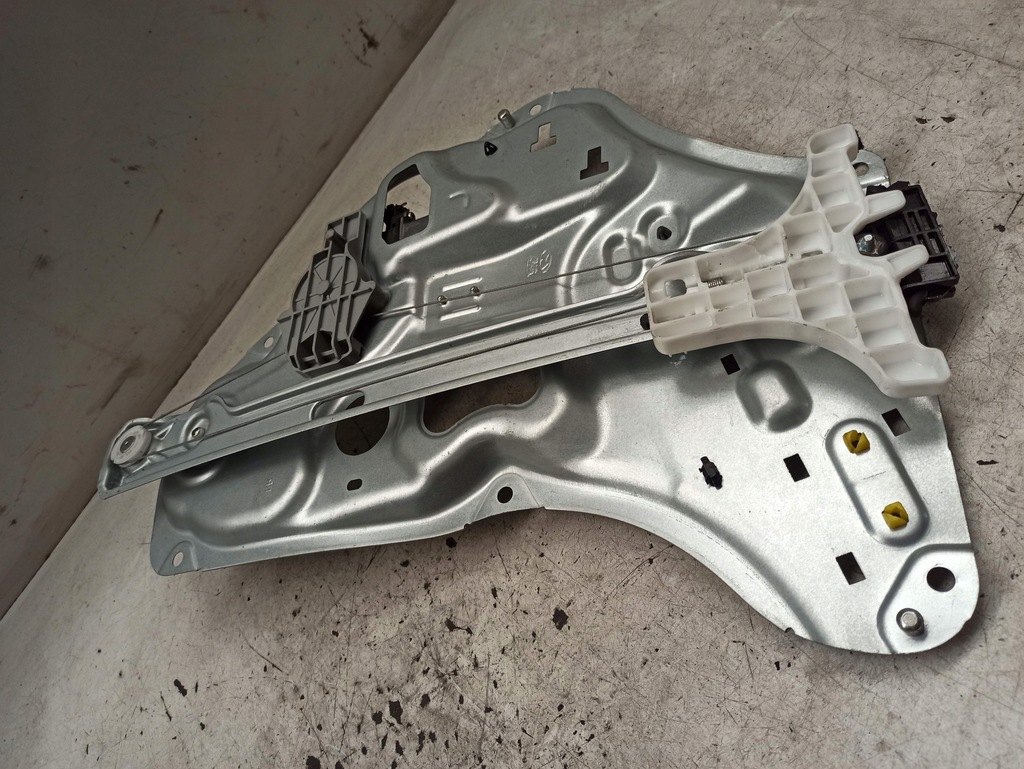 фото №10, Hyundai ix35 lift 13-15 подъемник стекло задний правый