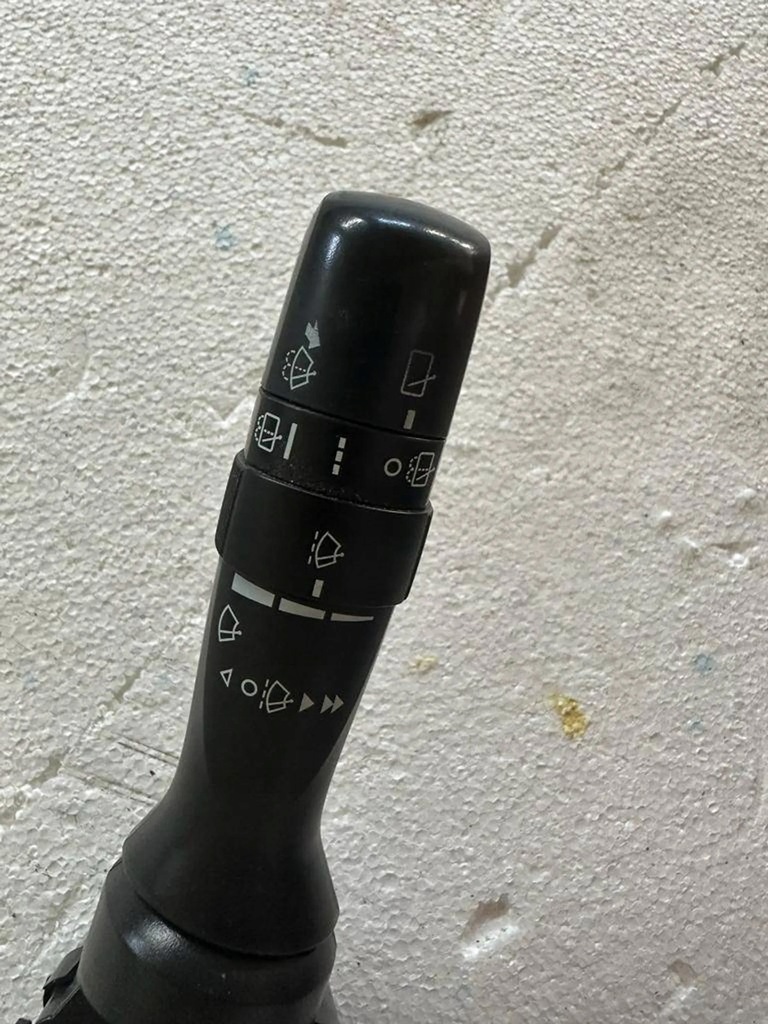 фото №2, Перемикач комбінований перемикачі toyota verso