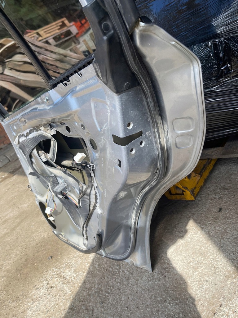 фото №9, Subaru legacy 2016 права сторона двері задні