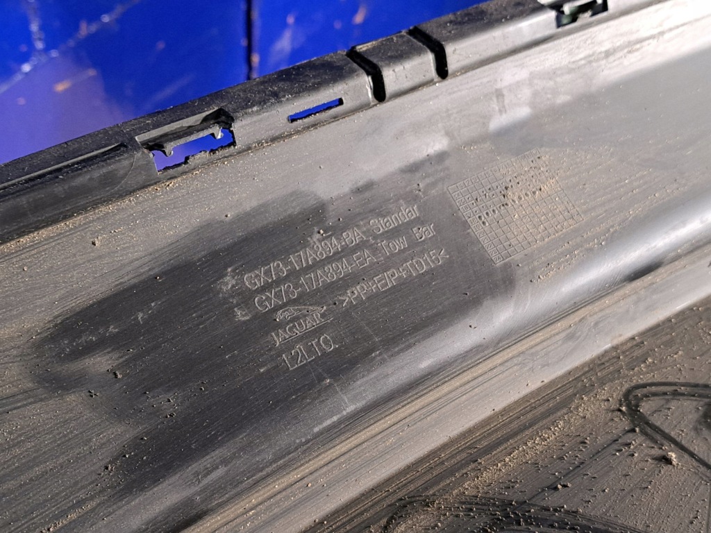 фото №7, Jaguar xf x260 2016 молдинг нижняя бампера заднего