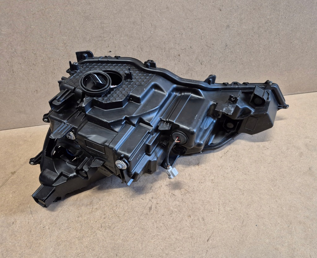 Lexus ux лампа фара led правый europa с Разборки