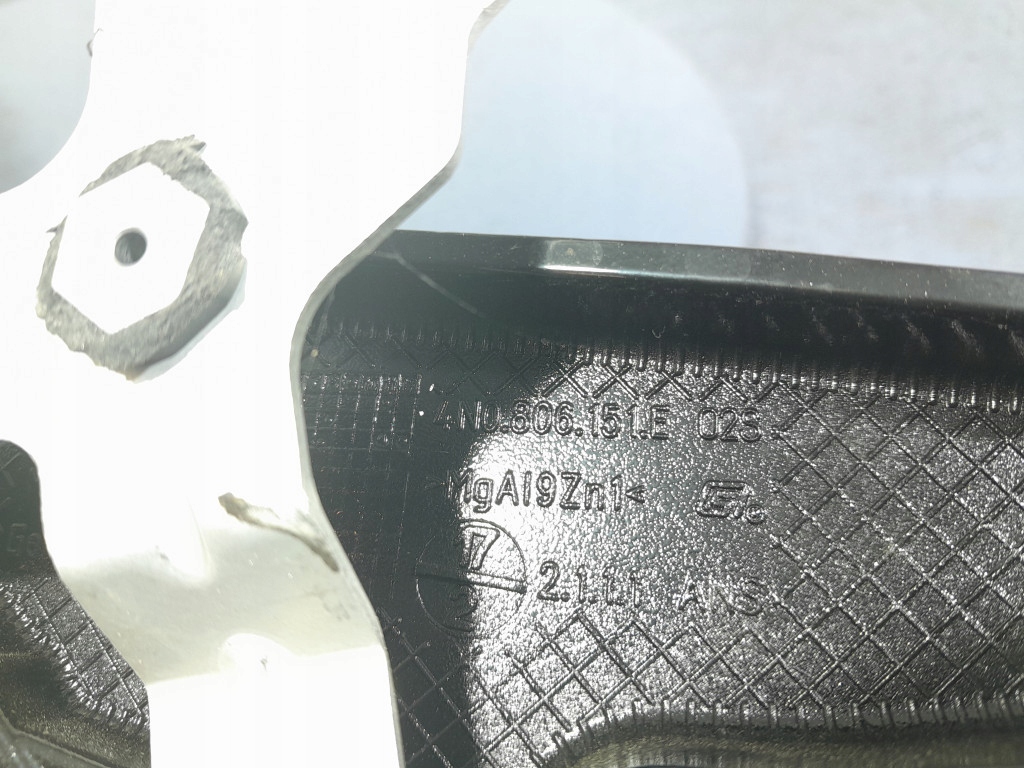 фото №6, Audi a8 d5 распорка усилитель чашка перед 4n0806151e