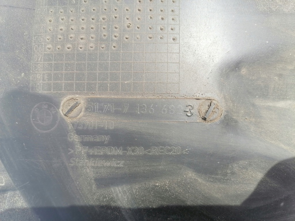 фото №7, Подкрылок правый задняя bmw e66 e65 7136682