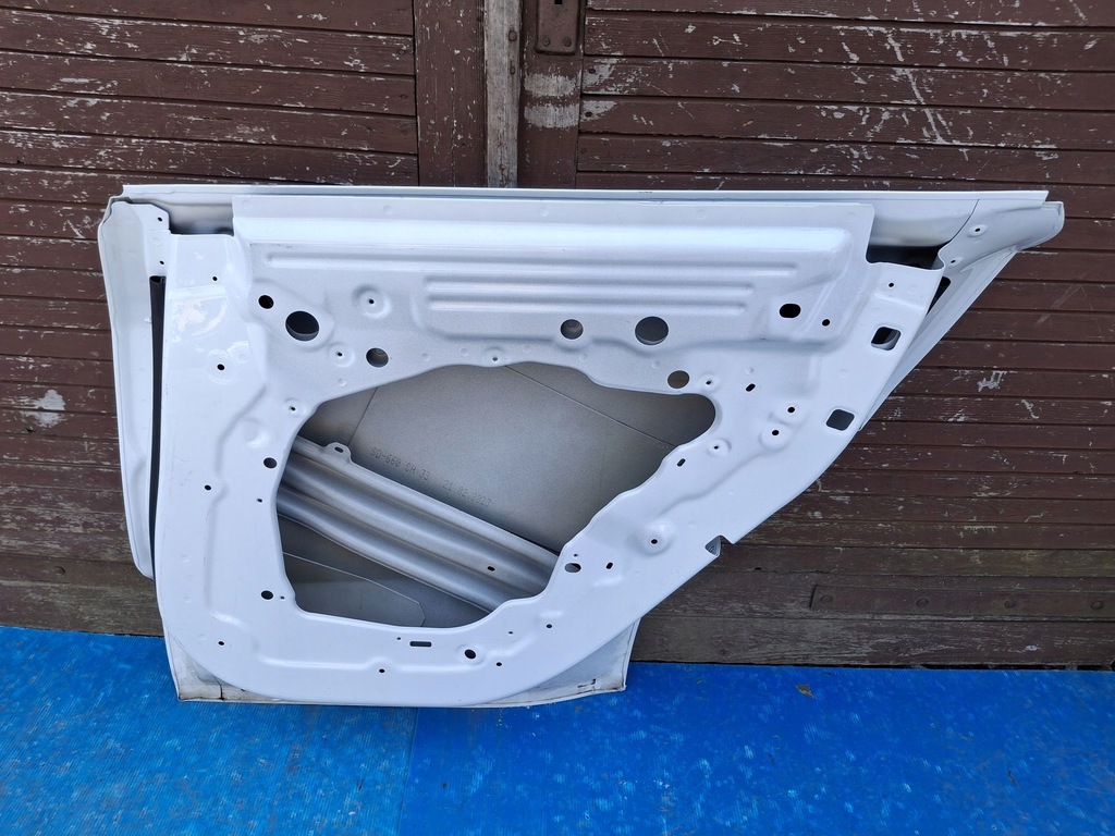 фото №7, Двері праве задні tesla model y 2020r-