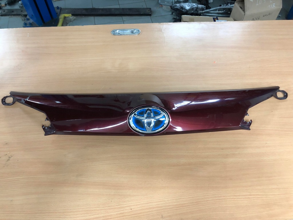 фото №1, Toyota rav4 iv lift 2016- молдинг накладка крышки эмблема 76839-42030