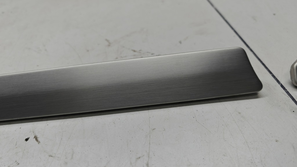 Декоративна молдинг декоративна панелі mercerdes w251 r klasa a2516800571 a2516800671 Зі Шроту