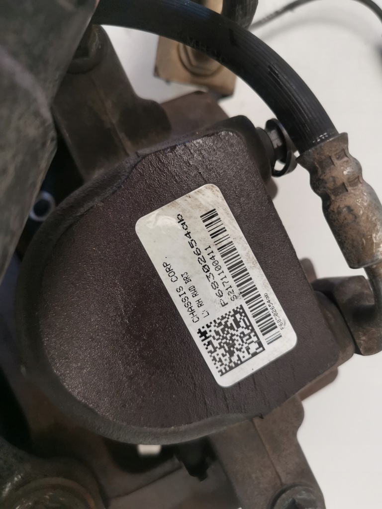 фото №14, Dodge charger 15 подвеска правое передние полный поворотный кулак