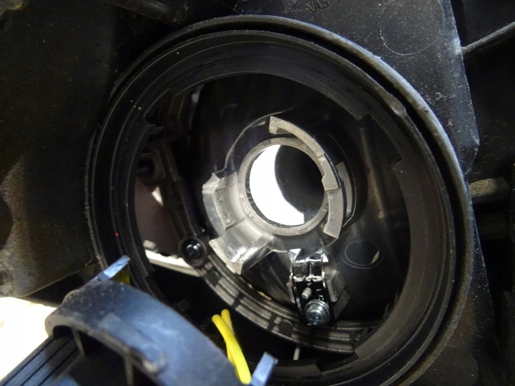 фото №9, Kia rio iii 3 11- лампа левая перед обычная 92101-1wxxx llu