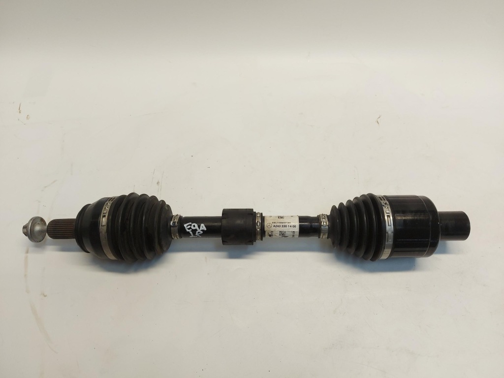 фото №1, Mercedes eqa 250+ w243 приводной вал левый перед a2433301400