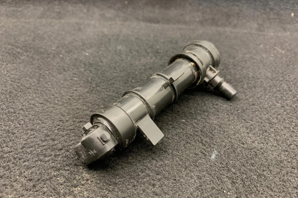 фото №8, Правый омыватель лампы skoda yeti 5l 5l0955966b 2.0l дизель 2015