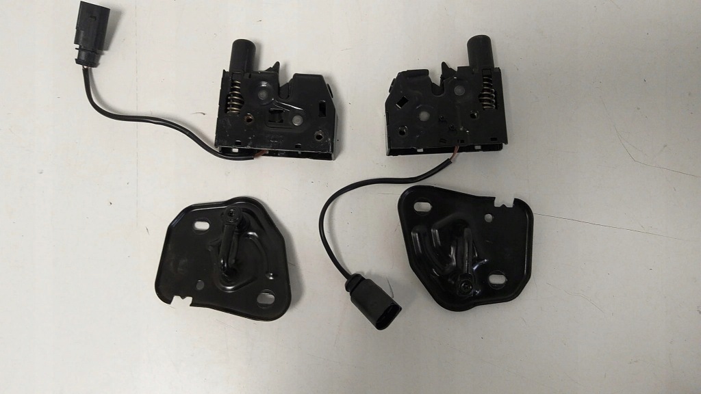 фото №1, Audi a6 a7 rs6 c7 замок засов капот комплект