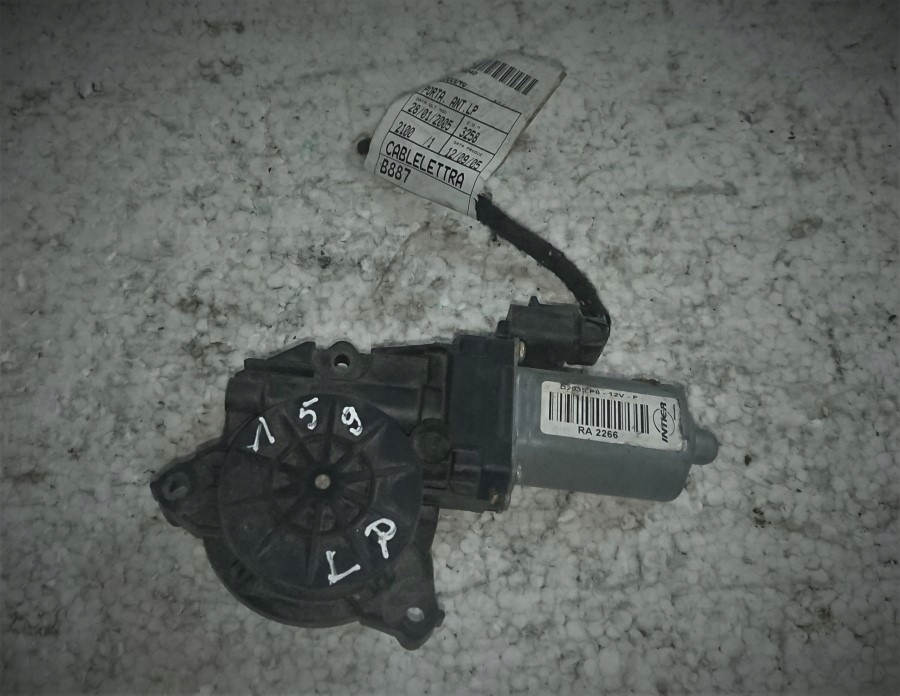 фото №1, Моторчик скло перед правий alfa romeo d2935.p8