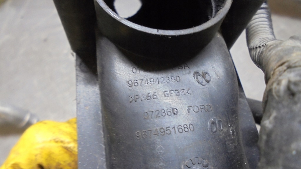 фото №6, Повітрозабірник повітря volvo v40 ii d2 1.6d 2014