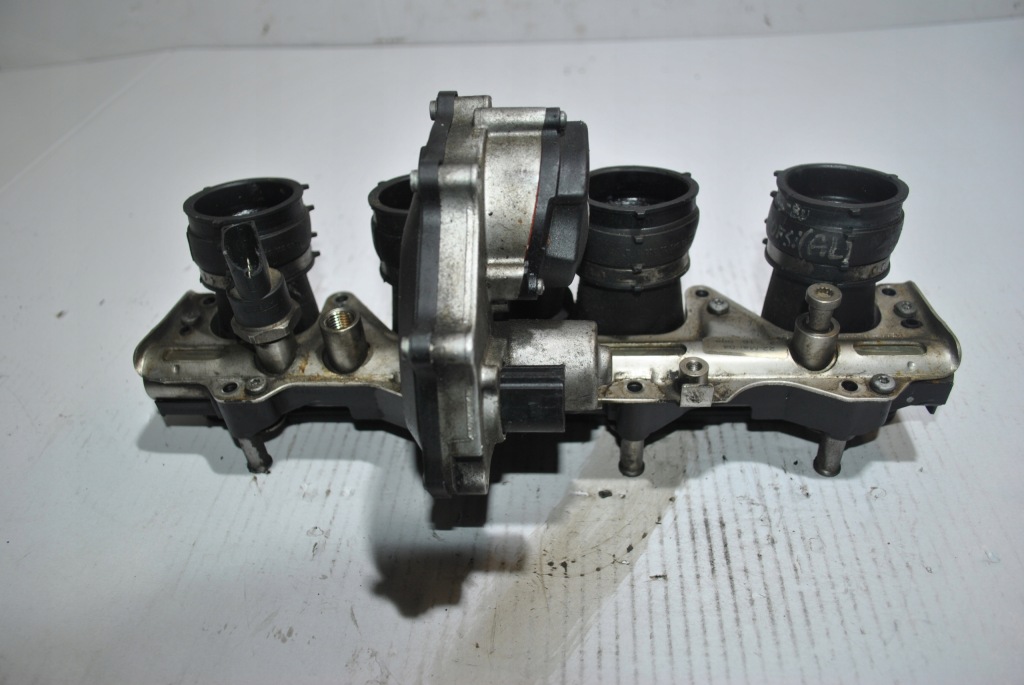 фото №7, Колектор регулятор кришка golf v 06d133209s