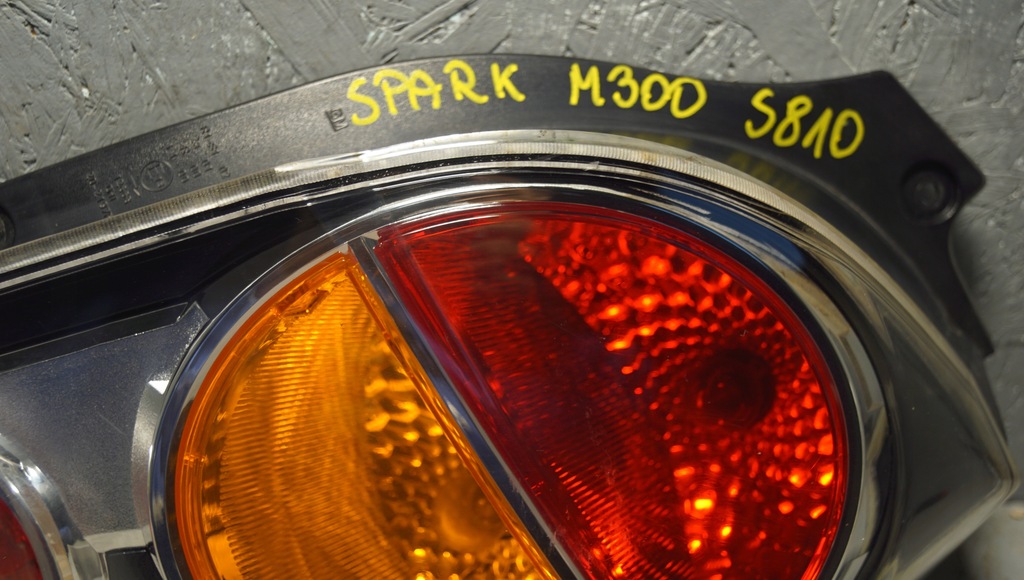 фото №7, Лампа правий задня chevrolet spark iii m300