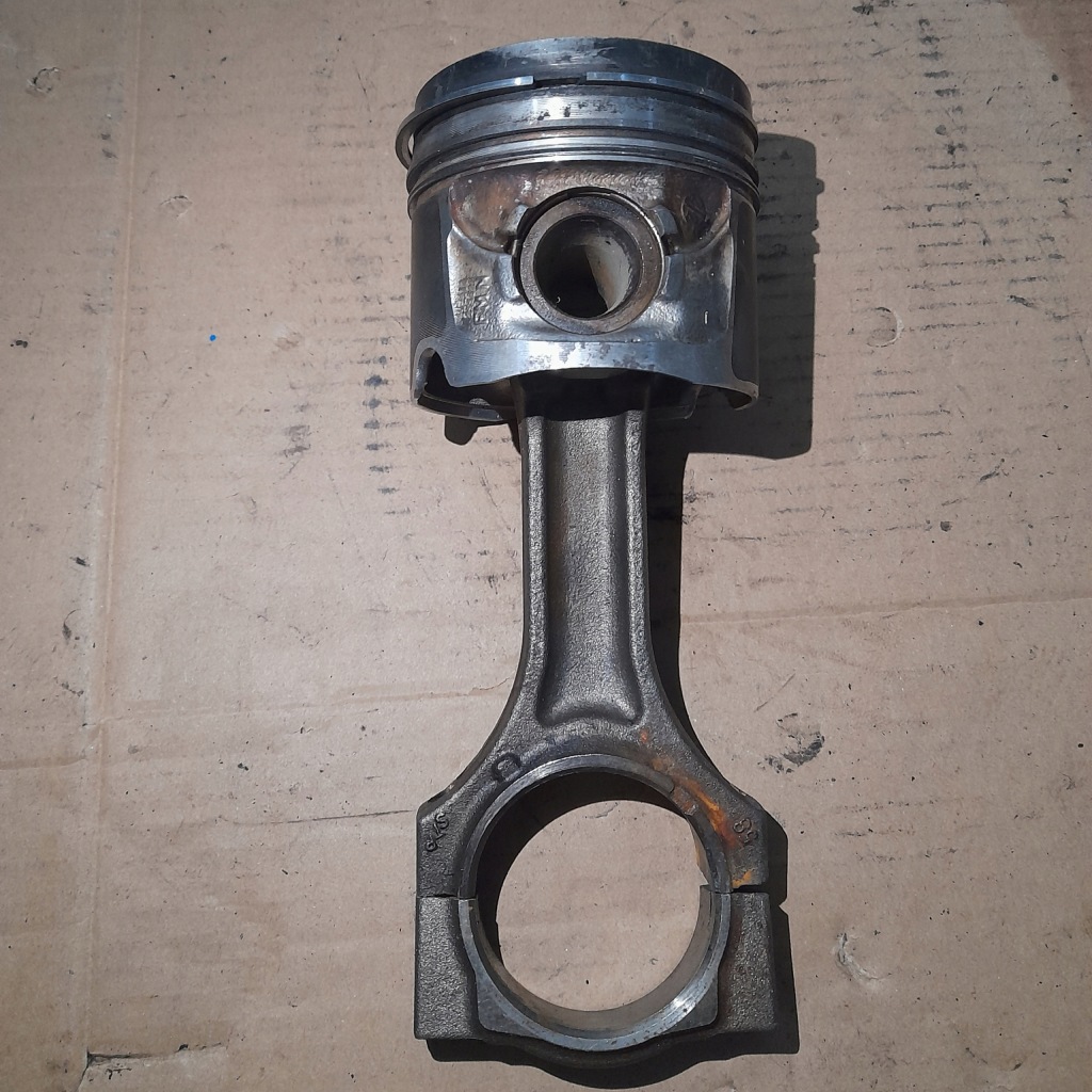 фото №1, Поршень з шатун bmw 2.0d n47 320d 520d