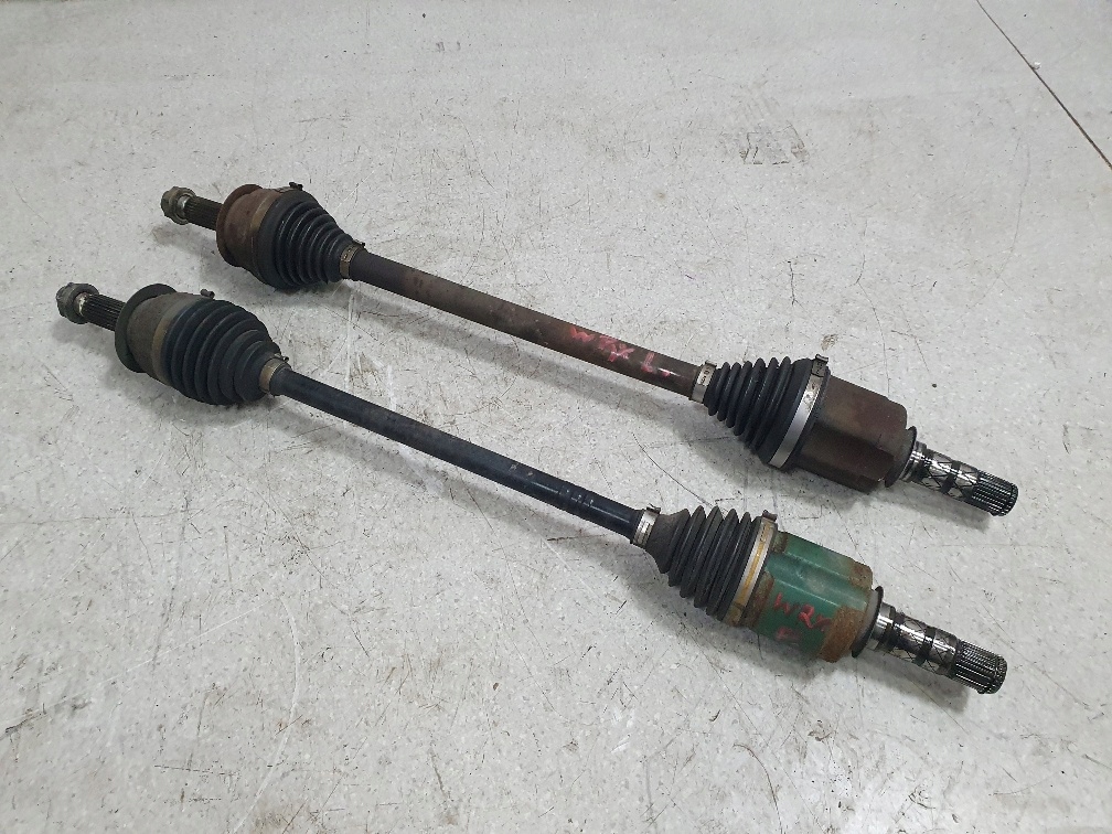 фото №1, Subaru wrx 2.0 va механическая коробка передач 2014- приводной вал перед правая левая