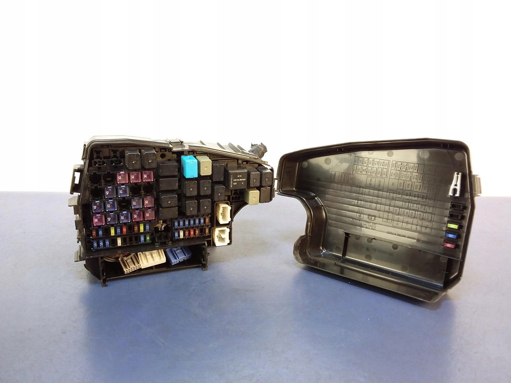 фото №4, Mazda 6 gj коробка предохранителей kd47-66767