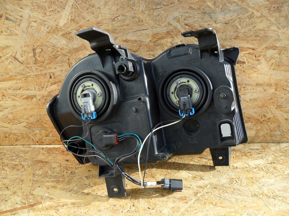 фото №9, Jeep cherokee wk 2005- фара левый