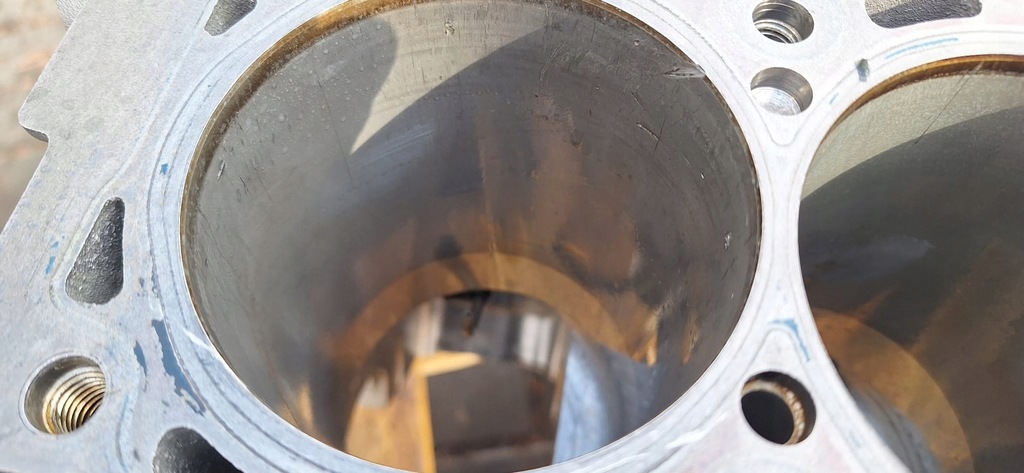 фото №6, Audi 079103023 079103023 r8 4.2 блок двигуна lift fsi cnd