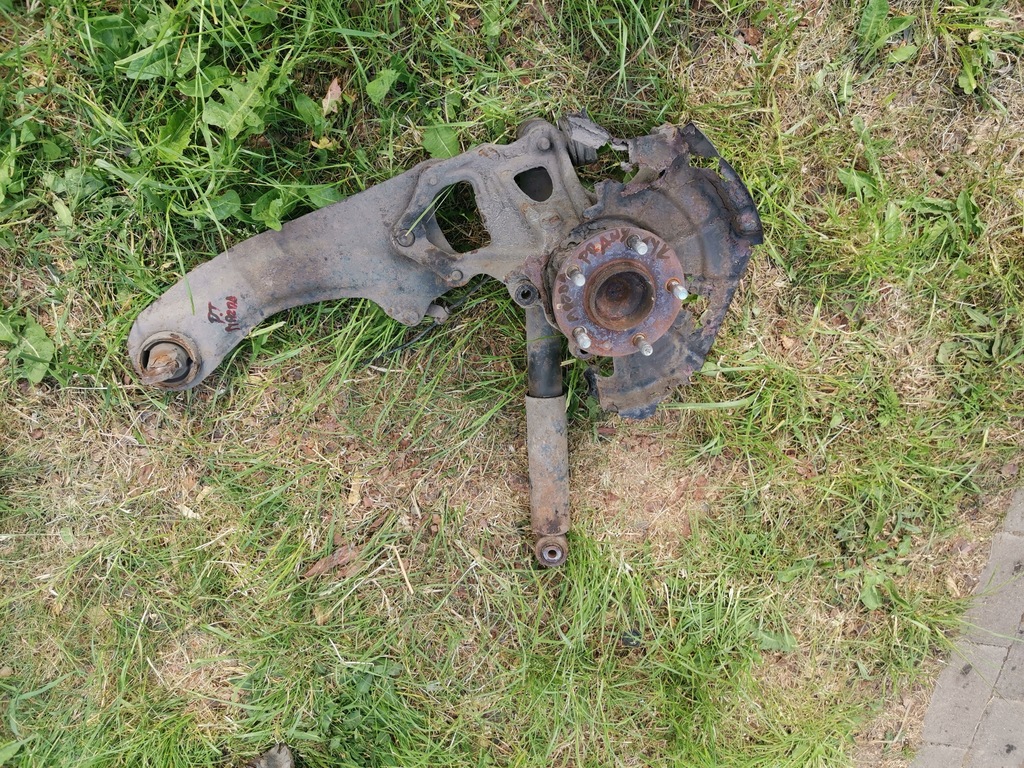 фото №4, Поворотный кулак ступица правый задняя mazda 6 ii gh 2.2d lift