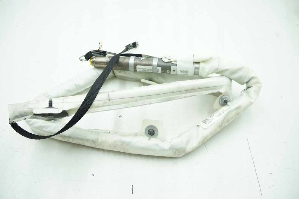 фото №1, Volvo c30 шторка безпеки подушка безпеки права 31271076