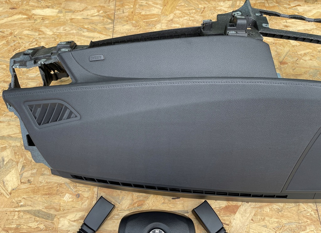 фото №7, Приборная панель консоль подушка безопасности подушки безопасности ремни оригинал bmw 7 f01 f02