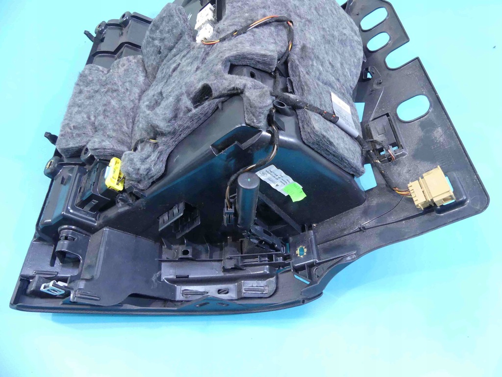 фото №8, Бардачок пассажира audi a5 i 8t 8k1857035