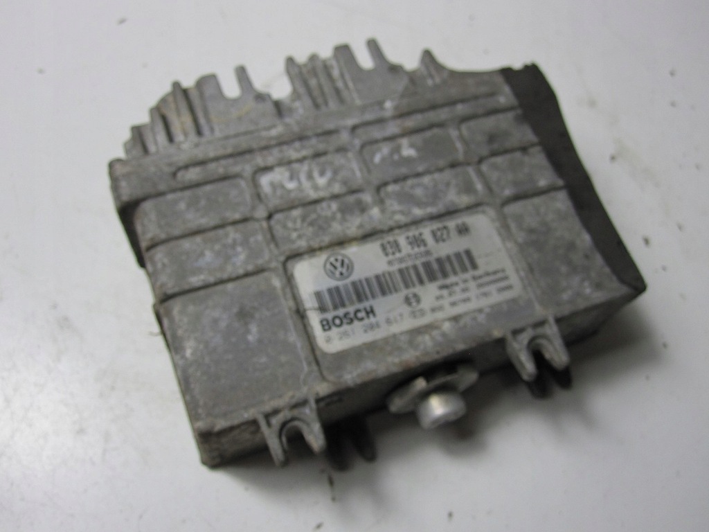 фото №8, Бортовой компьютер блок управления vw polo iii 1.4 96r